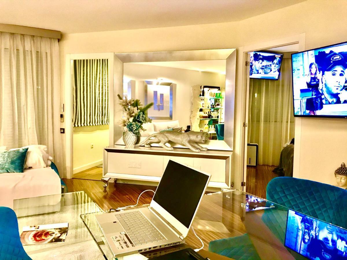 Luxury Apartament In Marina Беналмадена Екстериор снимка